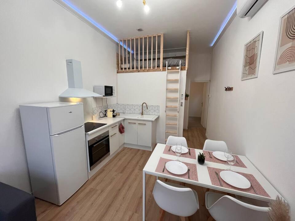 Montsejour - Logement Climatise Netflix, Mezzanine Carcassonne Eksteriør bilde